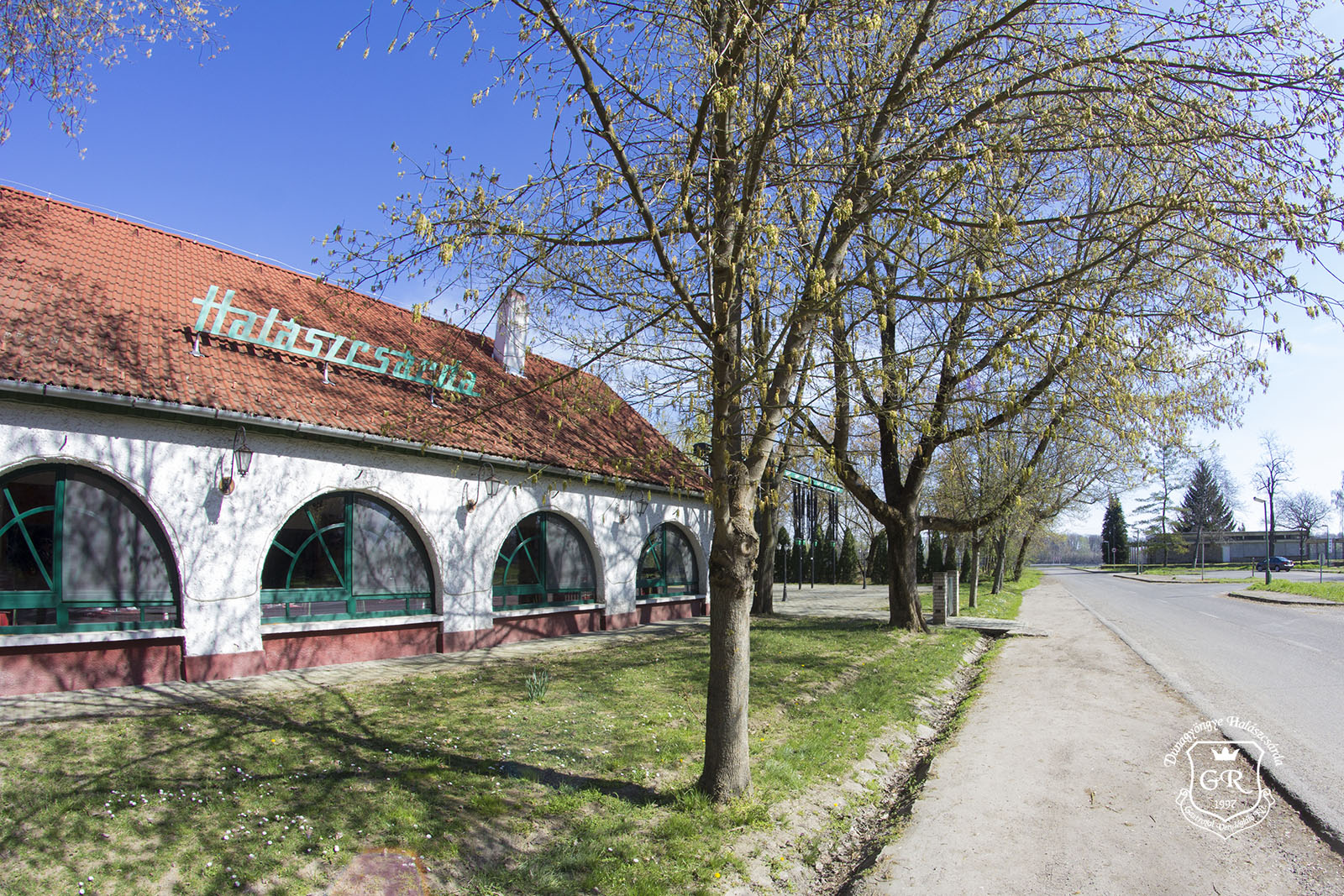 Dunagyöngye Halászcsárda Képekben